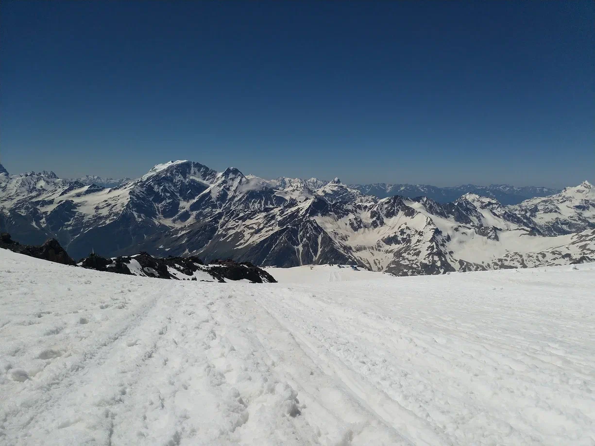 luchshe gor mogut byt tolko gory puteshestvie na elbrus 40 Лучше гор могут быть только горы: путешествие на Эльбрус